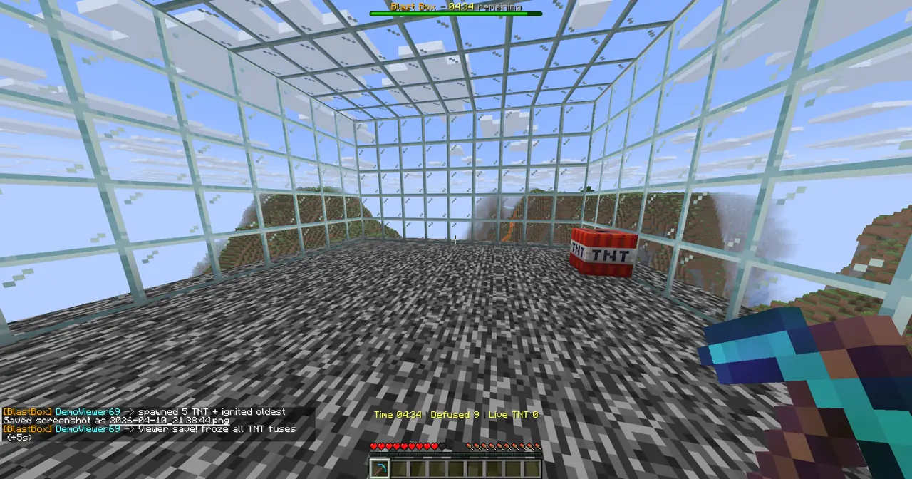 Blast Box gameplay screenshot showing 499+ coins