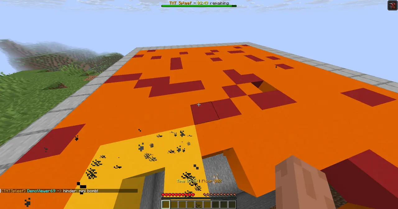 TNT Spleef gameplay screenshot showing 1+ coins